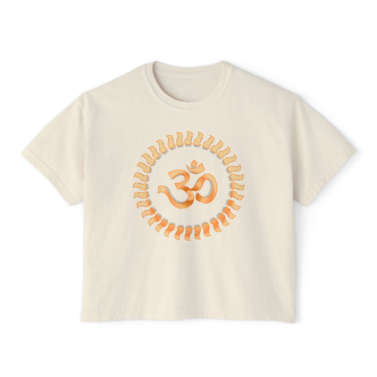 Om Design Women's Tee - Yoga Lovers Casual Outfit Gift Idea Meditation