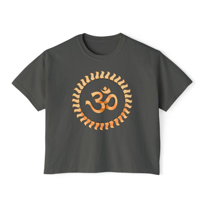 Om Design Women's Tee - Yoga Lovers Casual Outfit Gift Idea Meditation